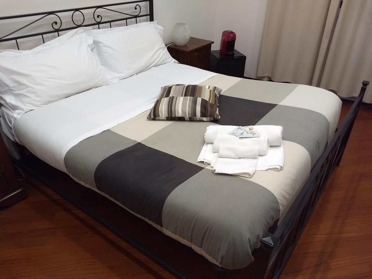 Living Rome Ottaviano B&B Roma Exterior foto